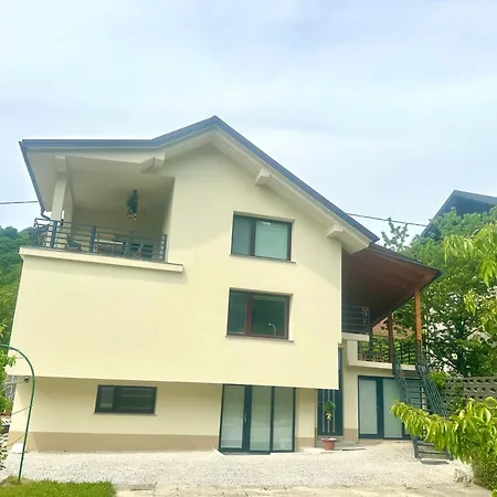 Sunny Apartment With A Big Terrace * Ljubljana