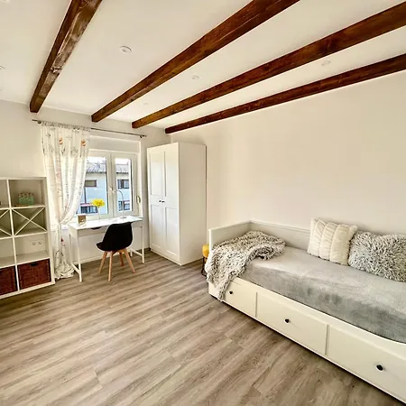 Appartement Sunny Apartment With A Big Terrace *